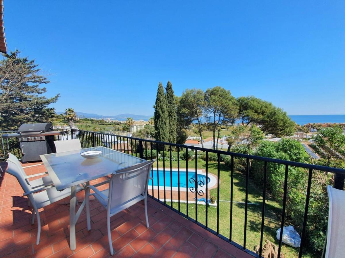 Beautiful 5 Bedroom Villa With Private Pool With Stunning Sea Views, Walking Distances To Shops Restaurants Beach Manilva Buitenkant foto